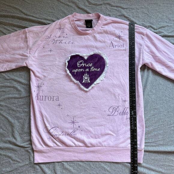 Sz Small Disney Princess Once Upon a Time Heart Crewneck - BoxLunch Exclusive - Picture 2 of 10